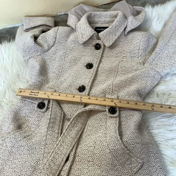 Liz Claiborne Outfitters Light Cream White Size Large L Heavy Button Coat Winter - Picture 12 of 16